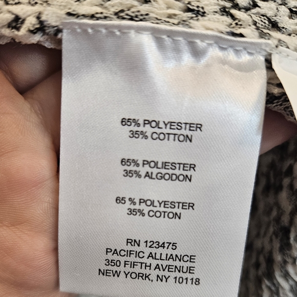 NWT B New York Knit Sweater - Picture 10 of 11